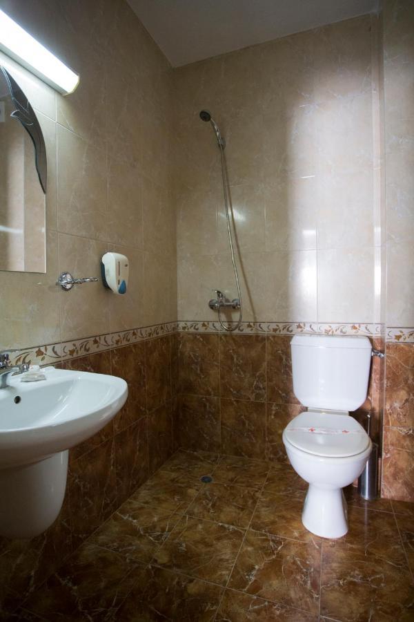 סנדנסקי Family Prim Hotel מראה חיצוני תמונה