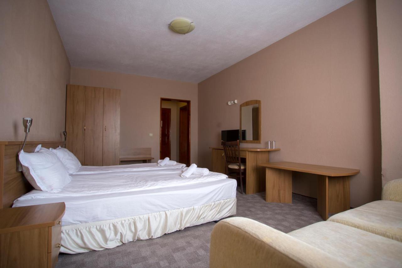סנדנסקי Family Prim Hotel מראה חיצוני תמונה