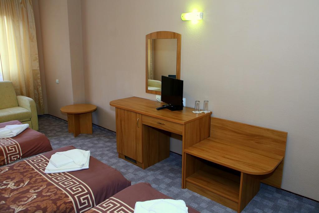 סנדנסקי Family Prim Hotel מראה חיצוני תמונה
